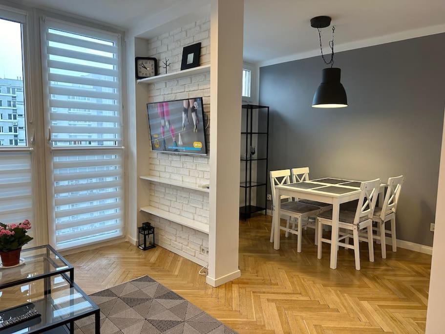 Project Comfort Apartament Grzybowska 30/1211 Varsó Kültér fotó