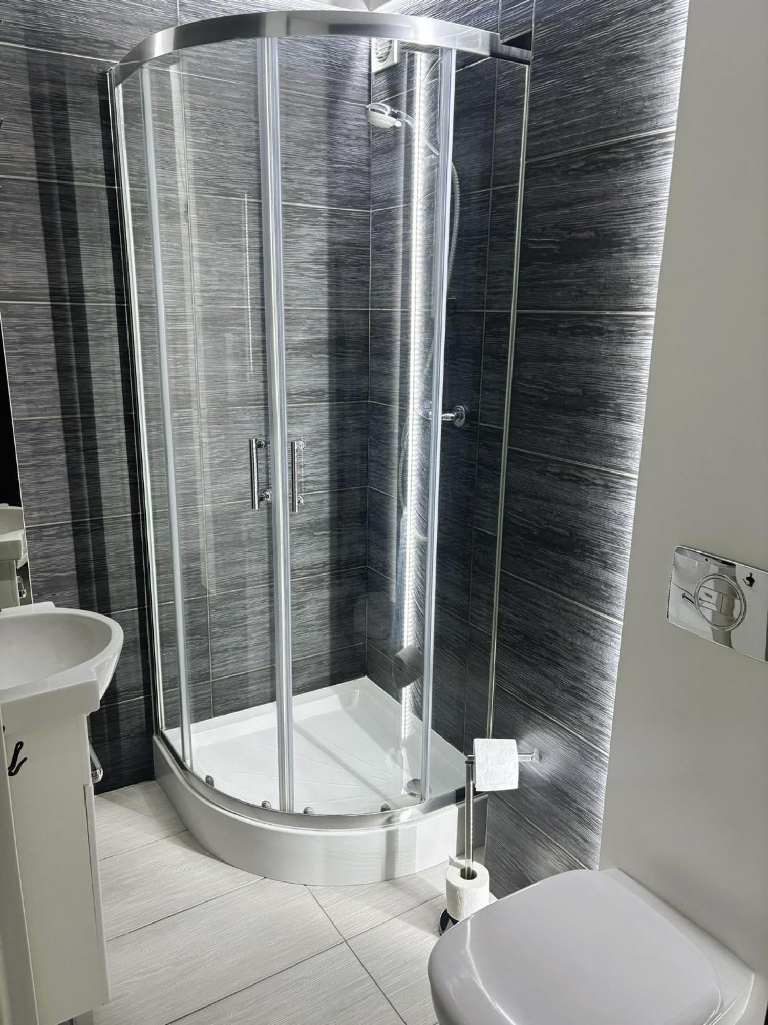 Project Comfort Apartament Grzybowska 30/1211 Varsó Kültér fotó